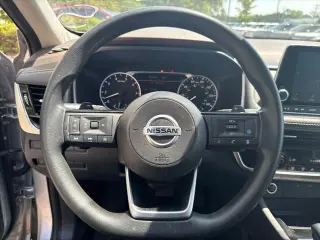 Nissan Rogue 2021 SV 4p Crossover