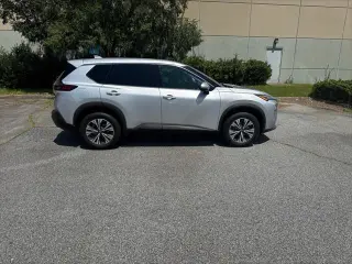Nissan Rogue 2021 SV 4p Crossover