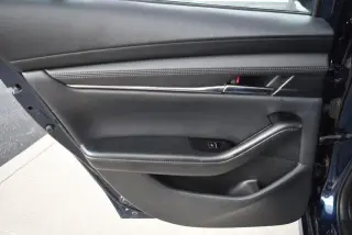 Mazda Mazda3 Sedán 2024 2.5 S Preferred 4dr Sedán