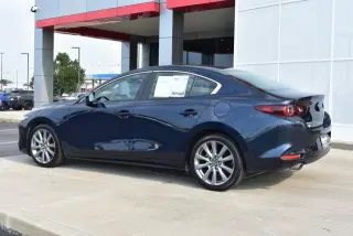 Mazda Mazda3 Sedán 2024 2.5 S Preferred 4dr Sedán