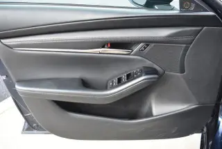 Mazda Mazda3 Sedán 2024 2.5 S Preferred 4dr Sedán