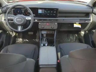 Hyundai TUCSON 2025 SE 4p SUV