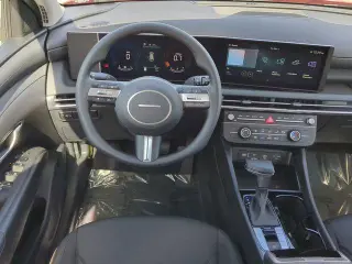 Hyundai TUCSON 2025 SE 4p SUV