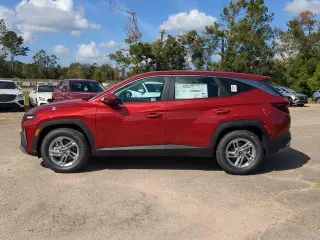 Hyundai TUCSON 2025 SE 4p SUV