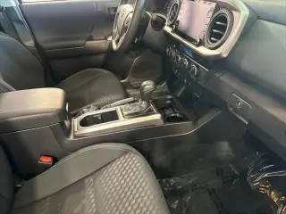 Toyota Tacoma 2023 4x4 TRD Pro 4dr Doble Cabina Doble 5.0 ft CB 6M