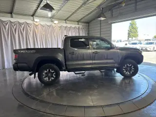 Toyota Tacoma 2021 4x4 TRD Pro 4p Puerta Doble Cabina Dupla 5.0 ft CB 6M