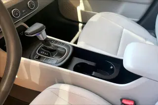 Hyundai KONA 2025 SE 4dr Crossover