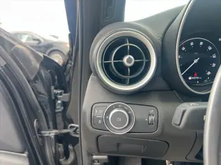 Alfa Romeo Giulia 2024 AWD Veloce 4dr Sedán