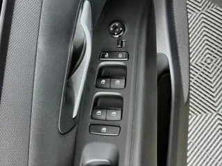 Hyundai TUCSON 2024 SE 4p SUV