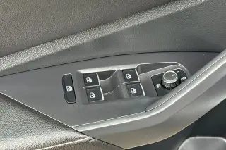 Volkswagen Jetta 2025 Sport 4dr Sedán