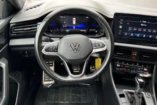 Volkswagen Jetta 2025 Sport 4dr Sedán