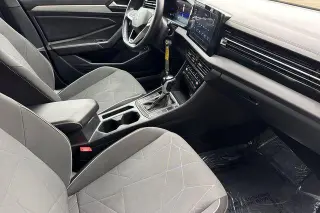 Volkswagen Jetta 2025 Sport 4dr Sedán