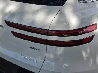 Genesis GV70 2022 AWD 2.5T Estándar 4dr SUV