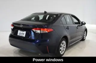 Toyota Corolla 2024 LE Sedán 4 puertas