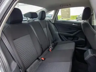 Volkswagen Jetta 2025 S 4dr Sedán