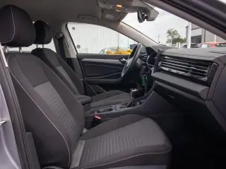 Volkswagen Jetta 2025 S 4dr Sedán