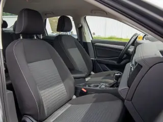 Volkswagen Jetta 2025 S 4dr Sedán