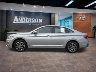 Volkswagen Jetta 2025 S 4dr Sedán