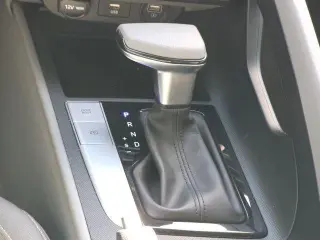 Hyundai ELANTRA 2022 SEL 4p Sedan