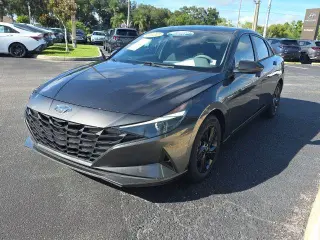 Hyundai ELANTRA 2022 SEL 4p Sedan