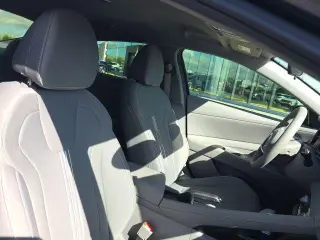 Hyundai ELANTRA 2022 SEL 4p Sedan
