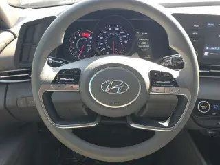 Hyundai ELANTRA 2022 SEL 4p Sedan