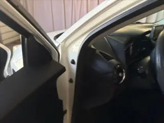 Toyota Yaris iA 2018 4p Sedan 6A