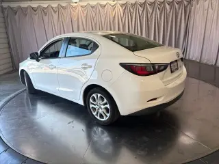 Toyota Yaris iA 2018 4p Sedan 6A