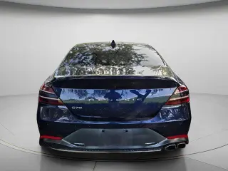 Genesis G70 2023 2.0T 4dr Sedán