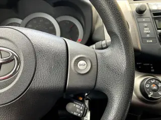 Toyota RAV4 2010 4x4 Sport 4dr SUV V6