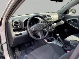 Toyota RAV4 2010 4x4 Sport 4dr SUV V6
