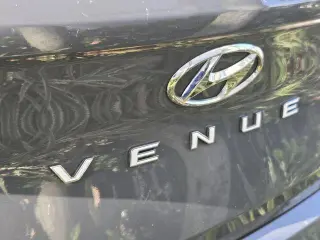 Hyundai VENUE 2022 Limited 4dr Crossover