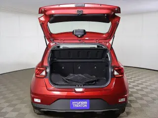 Hyundai VENUE 2024 SEL 4dr Crossover