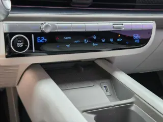 Hyundai IONIQ 6 2023 SEL 4p Sedan