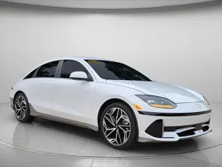 Hyundai IONIQ 6 2023 SEL 4p Sedan