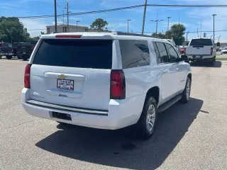 Chevrolet Suburban 2019 4x2 LS 4p SUV