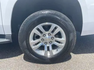Chevrolet Suburban 2019 4x2 LS 4p SUV