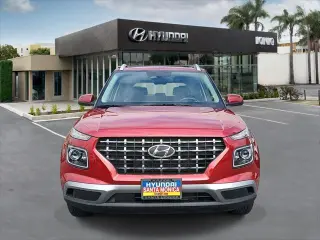Hyundai VENUE 2025 Limitada 4p Crossover