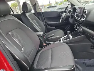 Hyundai VENUE 2025 Limitada 4p Crossover