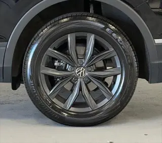 Volkswagen Tiguan 2024 AWD Wolfsburg Edición 4Motion 4p SUV