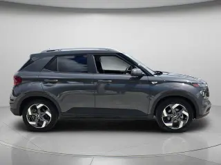 Hyundai VENUE 2024 SEL 4p Crossover