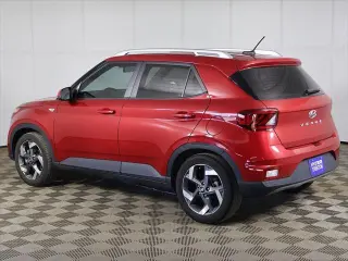 Hyundai VENUE 2023 Limited 4dr Crossover