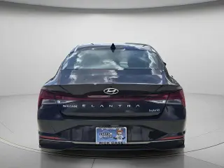 Hyundai ELANTRA Híbrido 2023 Limited 4p Sedan
