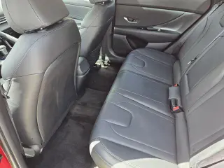 Hyundai ELANTRA Híbrido 2023 Limited 4p Sedán