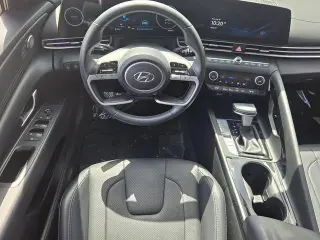Hyundai ELANTRA Híbrido 2023 Limited 4p Sedán