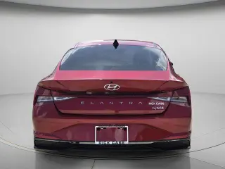 Hyundai ELANTRA Híbrido 2023 Limited 4p Sedán