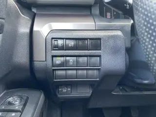 Toyota Tacoma 2024 4x4 SR5 4 puertas Double Cab 5.0 ft SB