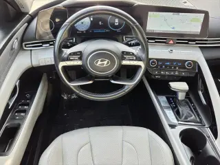 Hyundai ELANTRA 2024 Limited Sedán 4 puertas