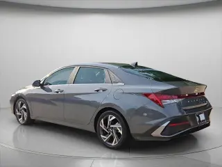 Hyundai ELANTRA 2024 Limited Sedán 4 puertas