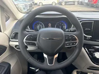 Chrysler Pacifica 2024 Touring L 4dr Mini-Van